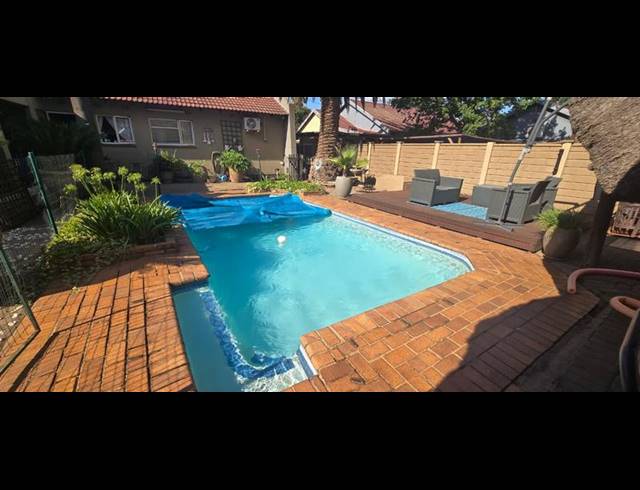 3 BEDROOM HOUSE FOR SALE IN ARCON PARK